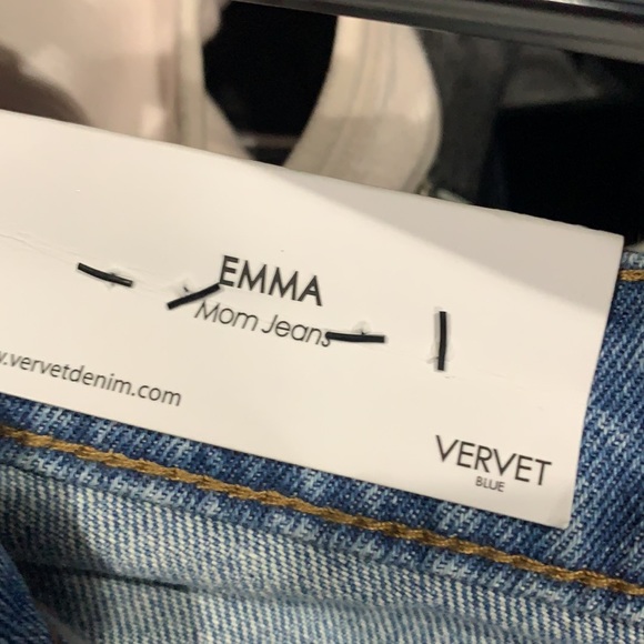 NWT Vervet Blue Emma style distressed mom jean size 32 - Picture 6 of 8